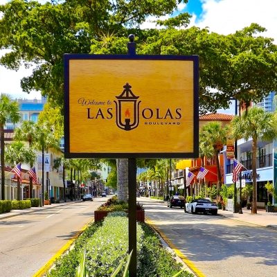 welcome-to-las-olas-sign-181225509